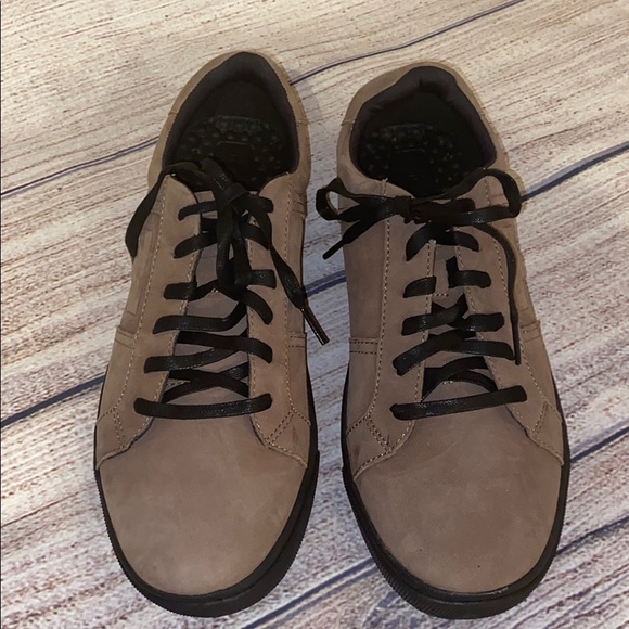 TOMS Other - NWOT TOMS LEANDRO SNEAKERS